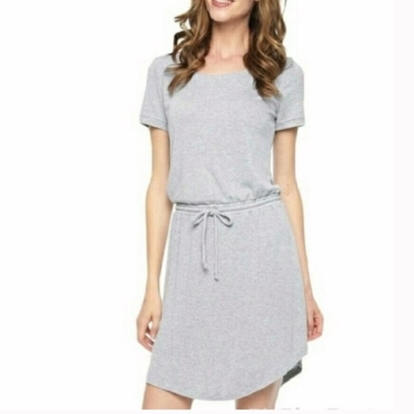 Olive Oak Grey Short Sleeve Scoop Neck 